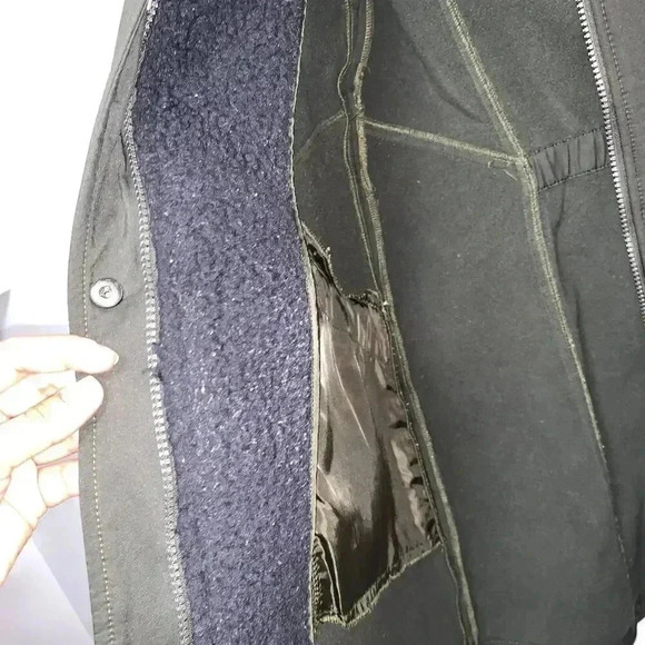 FrenchConnection Hooded Raincoat,green dark color size M, water resistant finish - Picture 7 of 13